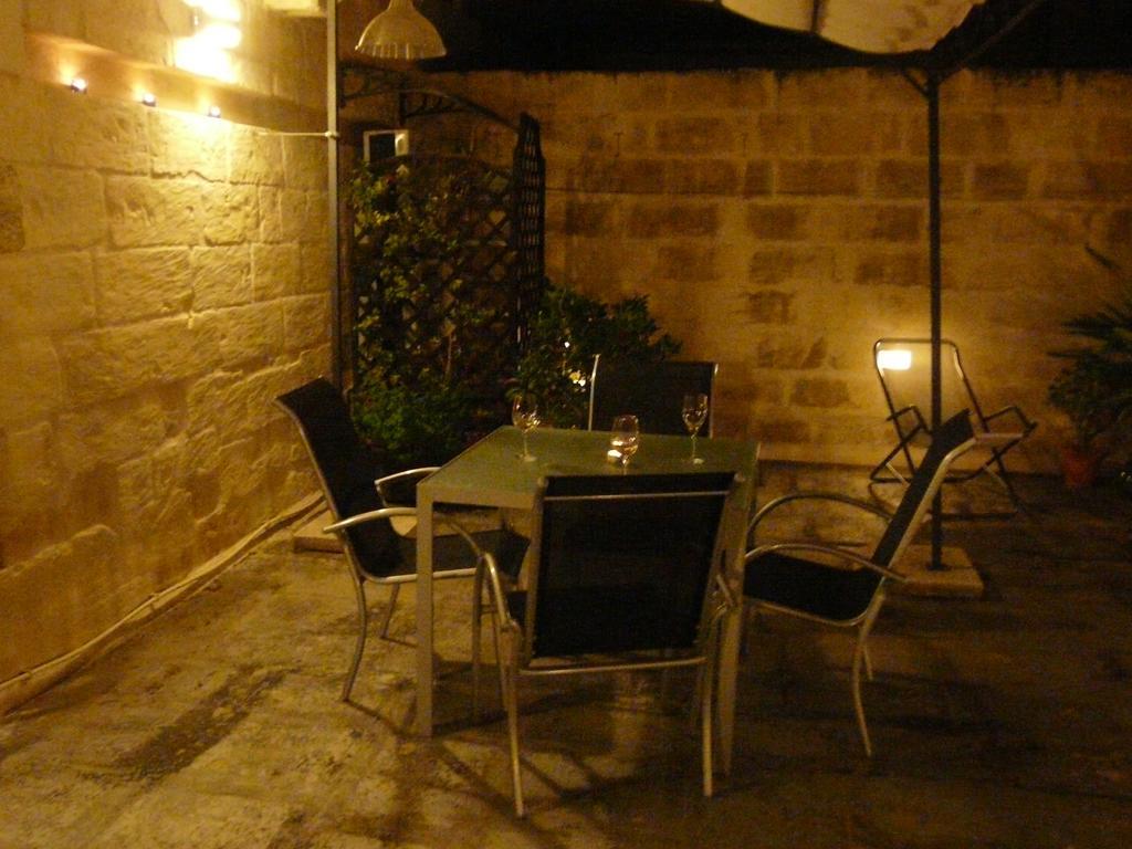 Appartamenti "Il Delfino" Lecce Ruang foto